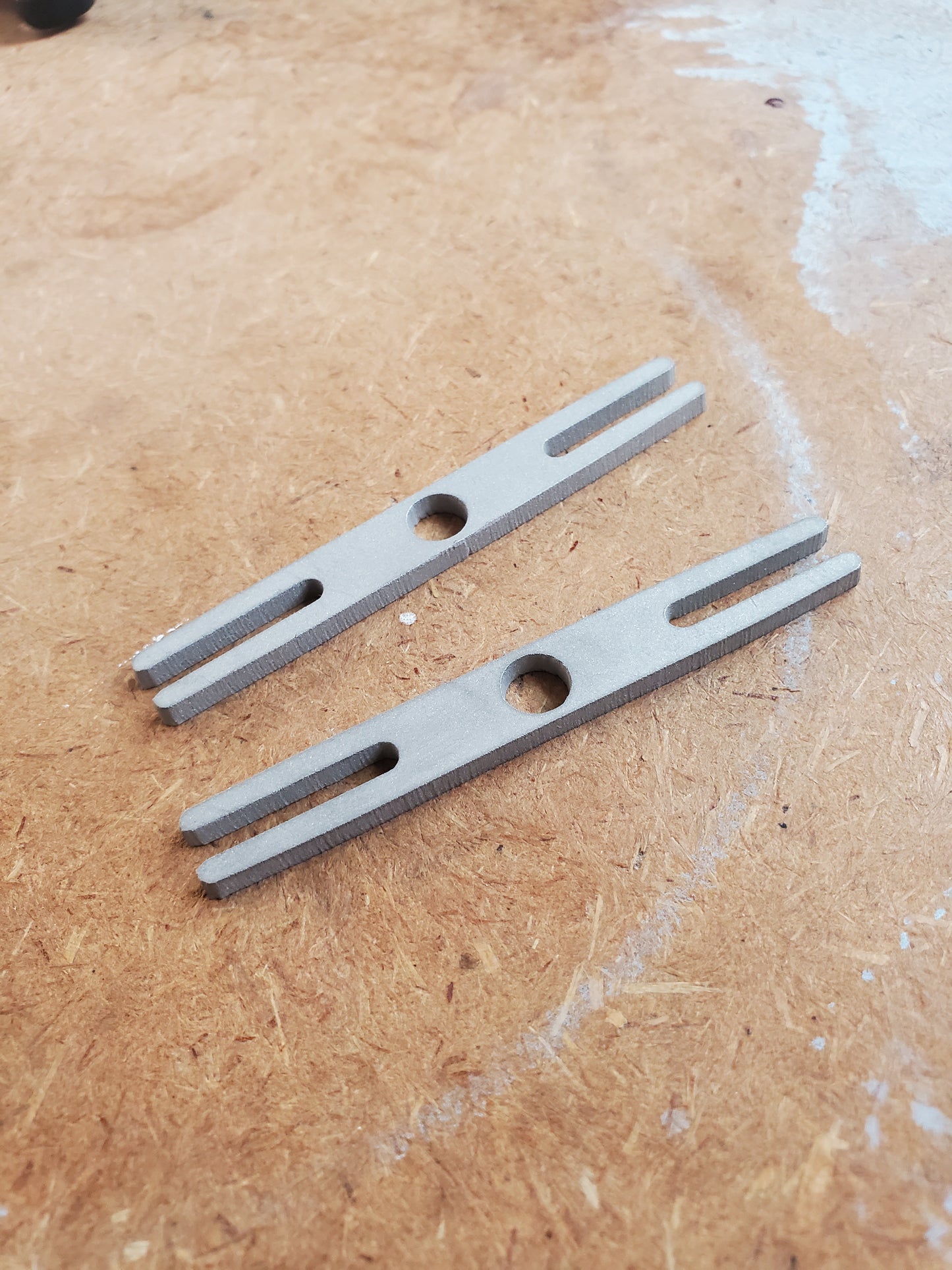 Stainless steel valve braces